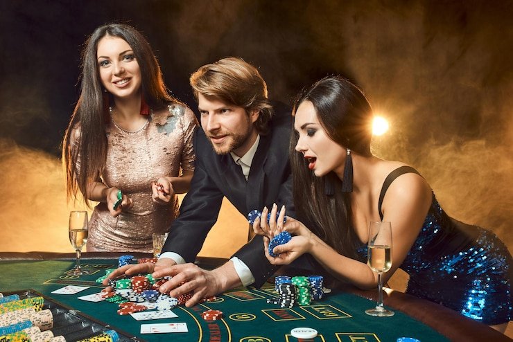 Interface aplikasi mobile nasa 4d menampilkan live blackjack dan menu navigasi